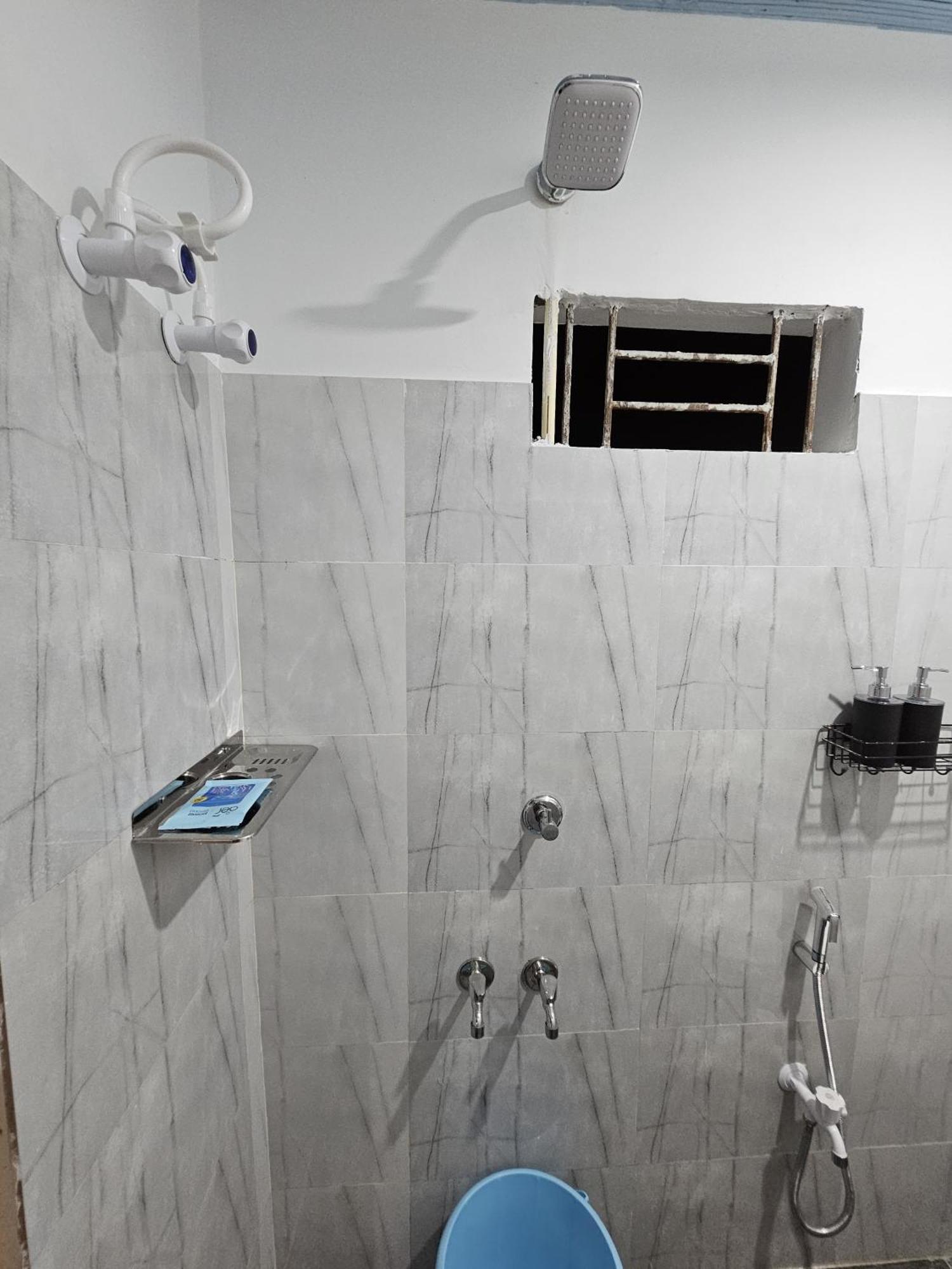 California Nest Apartment Tezpur Ngoại thất bức ảnh